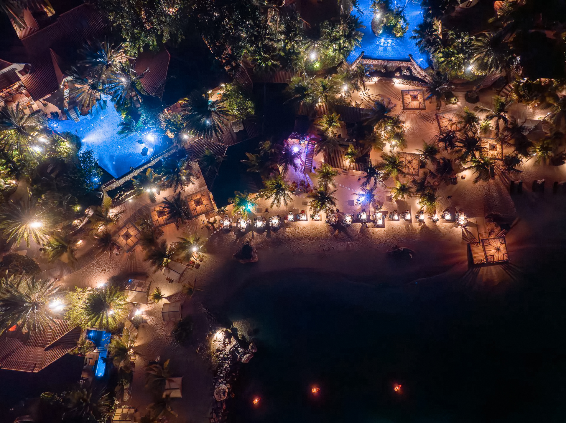 Romantic resort in curacao at night