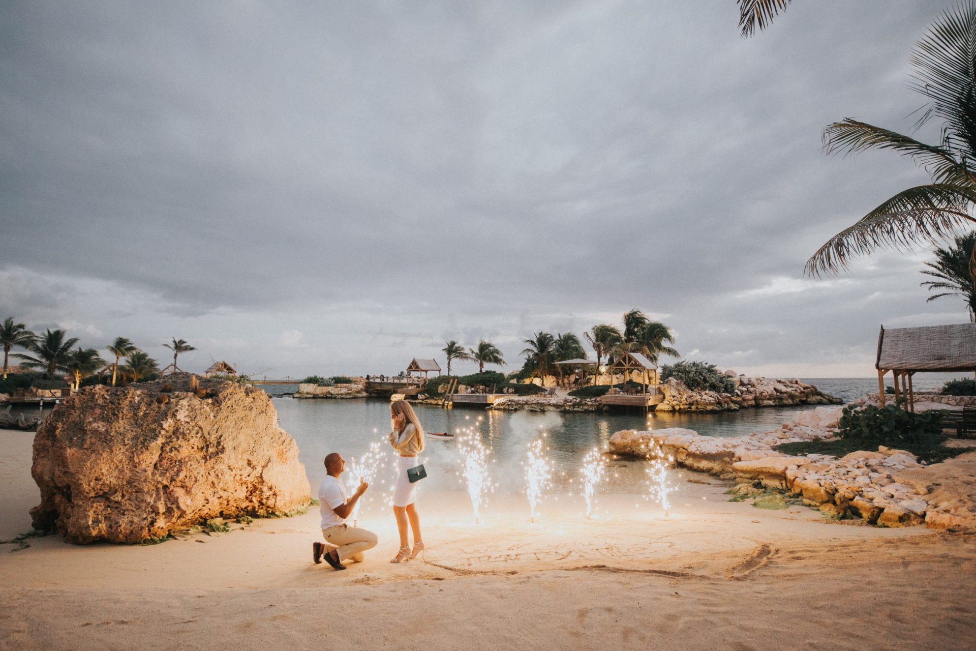 proposal by the beach